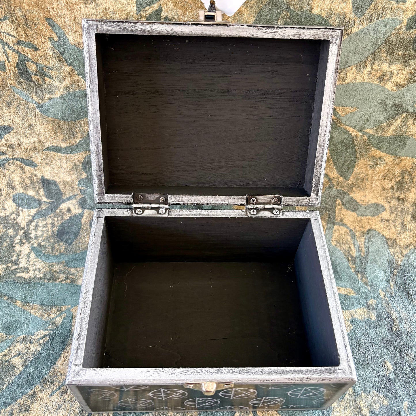 All seeing hand storage box